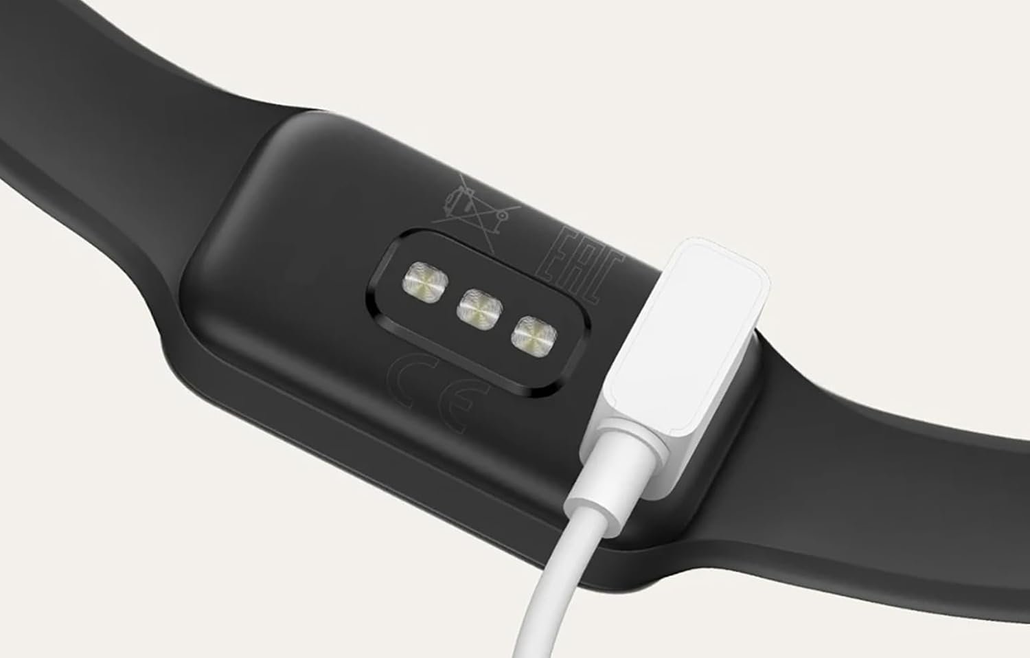 Imagem de Relógio Inteligente Mi Band 8 Active (Global) - Pulseira Fitness com Tela AMOLED de 1,47" e 50 Modos Esportivos (Preto) - fragrância árabe